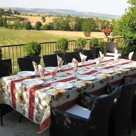 Chateau Coquelicot Pensjonat