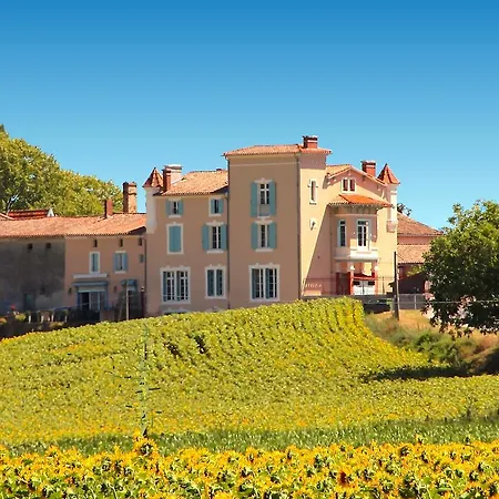 Chateau Coquelicot