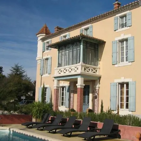 Maison d'hôtes Château Coquelicot Souilhanels